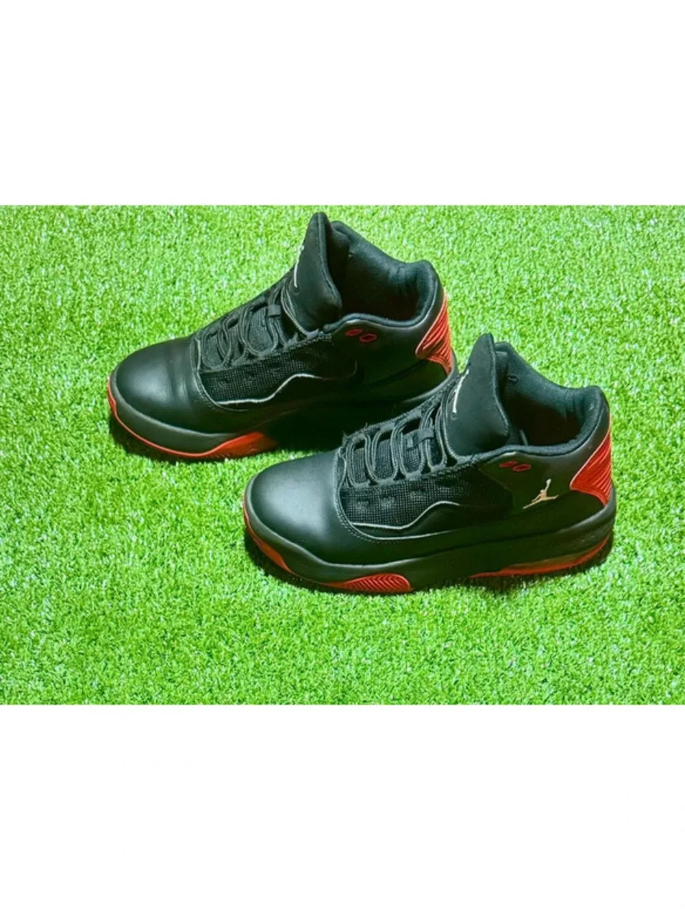 Jordan Max Aura 2 Black Red Basketball Shoes – Size 5.5Y